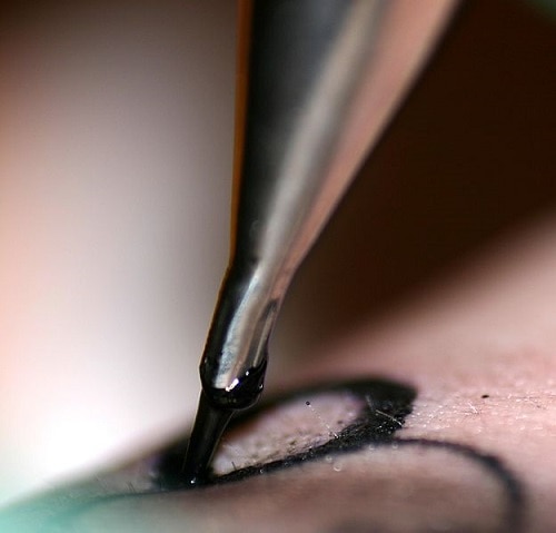 tattoo-needle